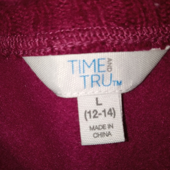 NWT Womens Time & Tru Sweater Fushia (1) Ashley Stewart Sweater Purple Gold (1) - Picture 3 of 7